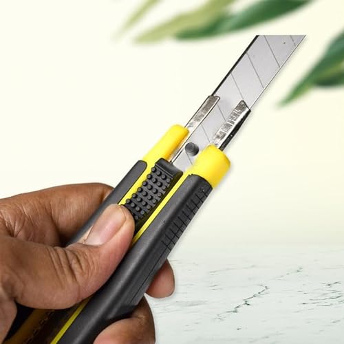 Bigplayer Heavy Duty Stainless Steel 18Mm Cutter Knife For Cutting Papers, Wallpapers, Cardboard, Vinyl, Tapes Etc
