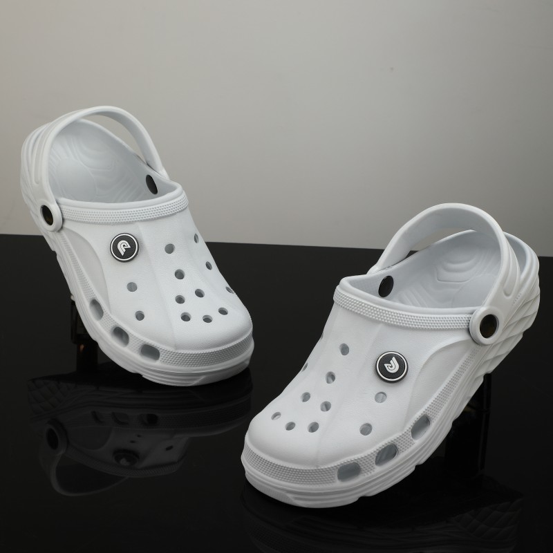Hambler Men Grey Clogs
