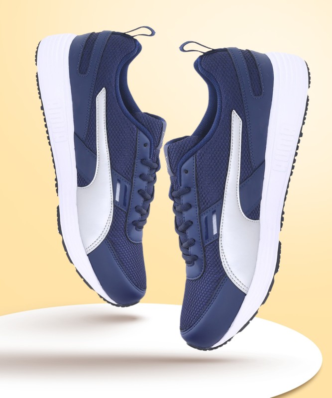 PUMA Draco Running Shoes For Men(Blue, Grey)