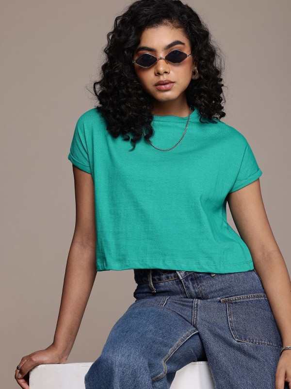 Roadster Solid Women Round Neck Green T-Shirt