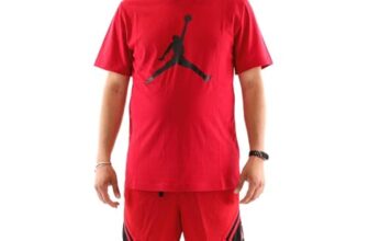 Nike Men Cotton Graphic Regular Fit T-Shirt (Cj0921-687_Gym Red/Black,Small)
