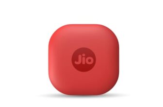 Jiotag Air For Ios (Red) Worldwide Tracker, Pair With Apple Find My App For Keys, Luggage, Bikes, Purses Etc. Inside & Outside Bluetooth Range, No Sim/Subscriptions Required, 1+1 Year Battery, 120 Db