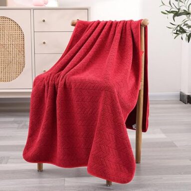 Cortina Eco-Friendly Microfiber Towels For Bath |Quick Dry Leaf Face 400 Gsm | 70 X 140 Cm | Bath Towels For Adult, Women & Kids | Gym Towel, Beach Towel| Color : Red