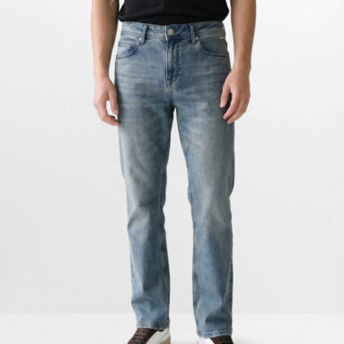 The Bear House Boot-Leg Men Light Blue Jeans
